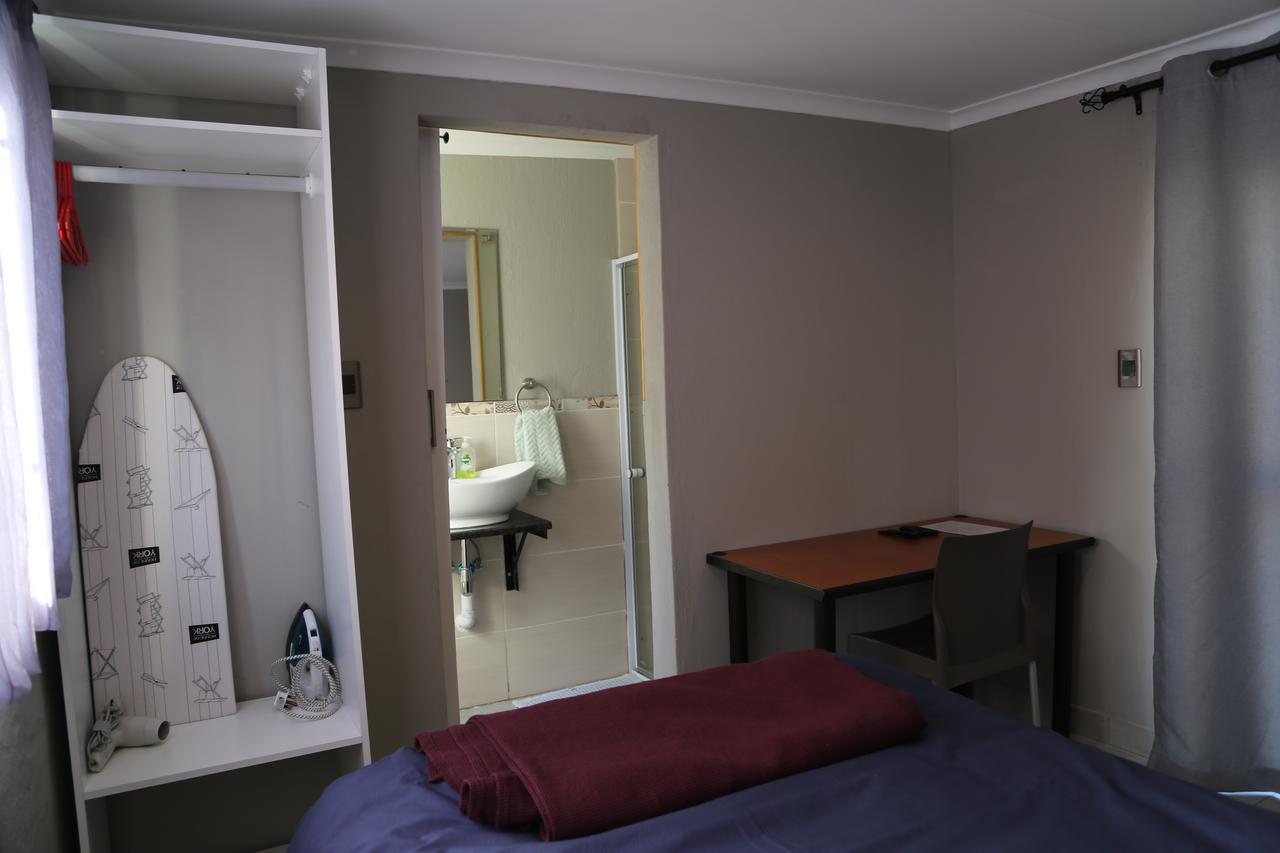 Zen Bnb Sandton Esterno foto